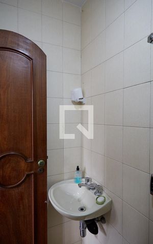 Apartamento à venda com 240m², 4 quartos e 3 vagas Apartamento à venda com 240m², 4 quartos e 3 vagasÁrea de Serviço