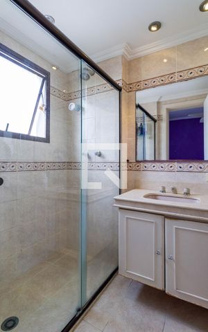 Apartamento à venda com 169m², 4 quartos e 3 vagas Apartamento à venda com 169m², 4 quartos e 3 vagasBanheiro do Quarto 2
