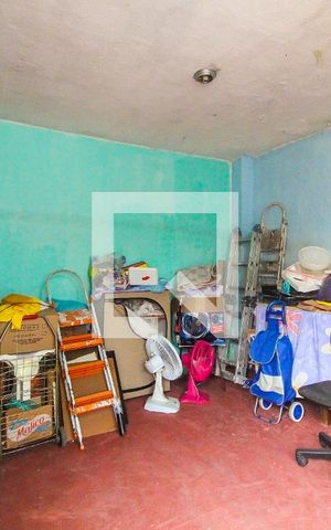 Casa à venda com 240m², 3 quartos e 1 vaga Casa à venda com 240m², 3 quartos e 1 vagaLavanderia