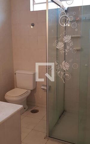 Casa para alugar com 178m², 3 quartos e 2 vagas Casa para alugar com 178m², 3 quartos e 2 vagasBanheiro