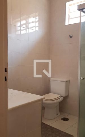 Casa para alugar com 178m², 3 quartos e 2 vagas Casa para alugar com 178m², 3 quartos e 2 vagasBanheiro