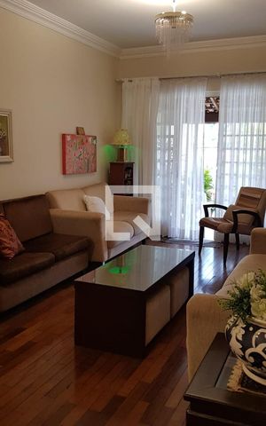 Casa para alugar com 178m², 3 quartos e 2 vagas Casa para alugar com 178m², 3 quartos e 2 vagasSala
