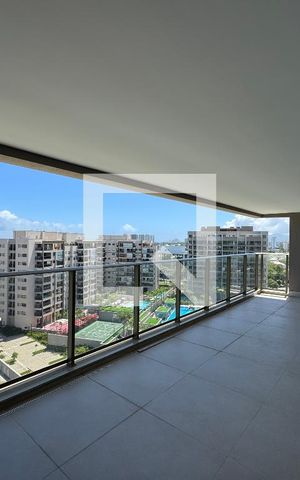 Apartamento à venda com 372m², 4 quartos e 4 vagas Apartamento à venda com 372m², 4 quartos e 4 vagasVaranda Suítes 2 e 3