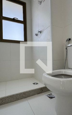 Apartamento à venda com 372m², 4 quartos e 4 vagas Apartamento à venda com 372m², 4 quartos e 4 vagasSuíte 4 - Banheiro