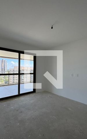 Apartamento à venda com 372m², 4 quartos e 4 vagas Apartamento à venda com 372m², 4 quartos e 4 vagasSuíte 2