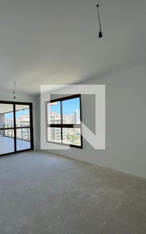 Apartamento à venda com 372m², 4 quartos e 4 vagas Apartamento à venda com 372m², 4 quartos e 4 vagasSuíte 3