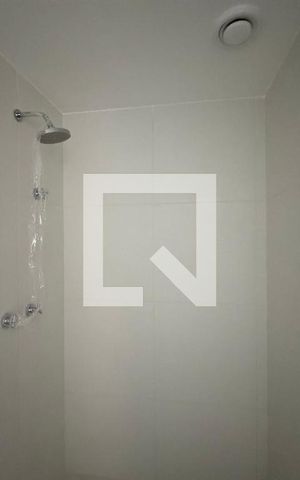 Apartamento à venda com 372m², 4 quartos e 4 vagas Apartamento à venda com 372m², 4 quartos e 4 vagasSuíte 1 - Banheiro