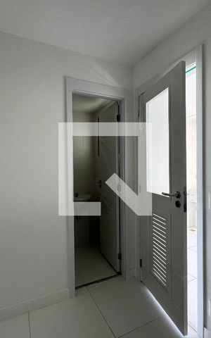 Apartamento à venda com 372m², 4 quartos e 4 vagas Apartamento à venda com 372m², 4 quartos e 4 vagasÁrea de Serviço - Quarto
