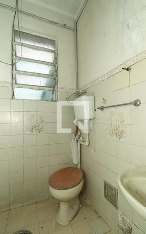 Casa à venda com 306m², 4 quartos e sem vagaBanheiro 2