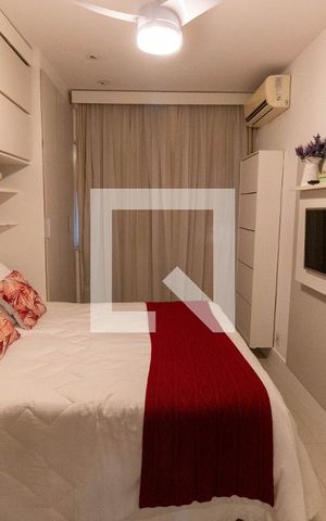 Apartamento para alugar com 145m², 4 quartos e 2 vagas Apartamento para alugar com 145m², 4 quartos e 2 vagasSuíte