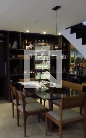Apartamento para alugar com 233m², 3 quartos e 3 vagasSala