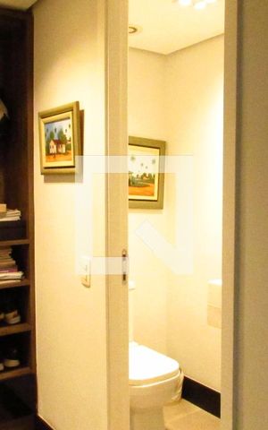 Apartamento para alugar com 233m², 3 quartos e 3 vagasLavabo