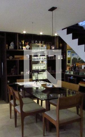 Apartamento para alugar com 233m², 3 quartos e 3 vagasSala