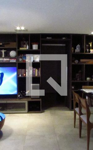 Apartamento para alugar com 233m², 3 quartos e 3 vagasSala