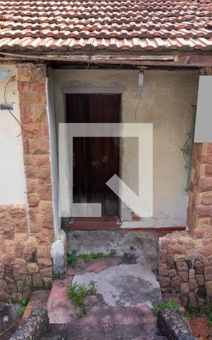 Casa à venda com 244m², 2 quartos e sem vagaFachada