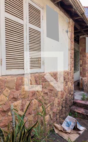 Casa à venda com 244m², 2 quartos e sem vagaQuintal Frontal