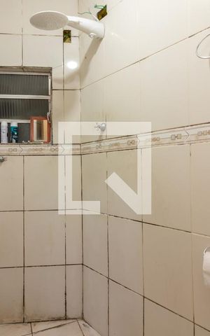Casa à venda com 244m², 2 quartos e sem vagaBanheiro