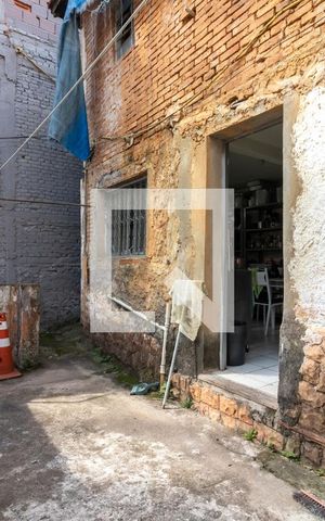Casa à venda com 244m², 2 quartos e sem vagaQuintal