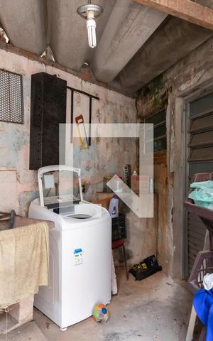 Casa à venda com 244m², 2 quartos e sem vagaÁrea de Serviço