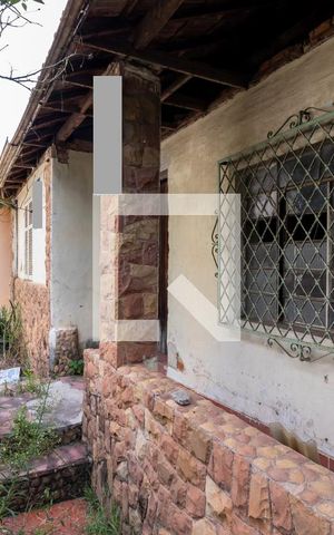 Casa à venda com 244m², 2 quartos e sem vagaQuintal Frontal