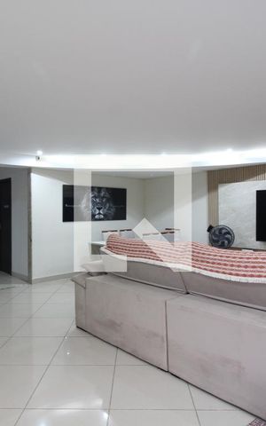 Casa de condomínio à venda com 700m², 5 quartos e 4 vagasSala