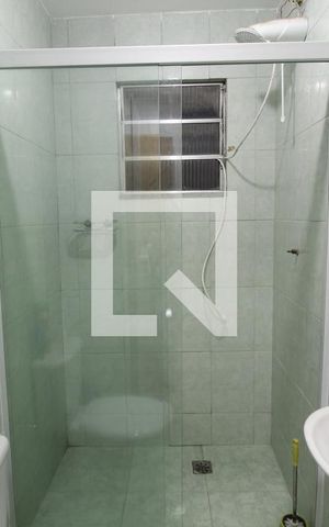 Casa de condomínio à venda com 700m², 5 quartos e 4 vagasBanheiro de Serviço 2
