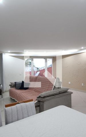 Casa de condomínio à venda com 700m², 5 quartos e 4 vagasSala