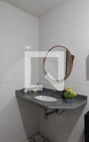 Casa de condomínio à venda com 700m², 5 quartos e 4 vagasBanheiro Social 3