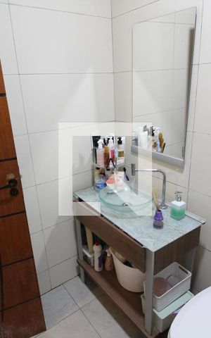 Casa de condomínio à venda com 700m², 5 quartos e 4 vagasQuarto 4 - Banheiro