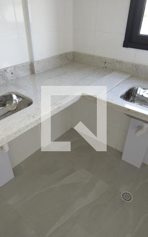 Apartamento à venda com 37m², 1 quarto e 1 vagaCozinha/Serviço