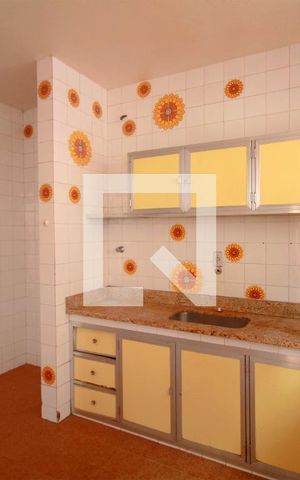 Casa à venda com 200m², 5 quartos e 2 vagasCozinha