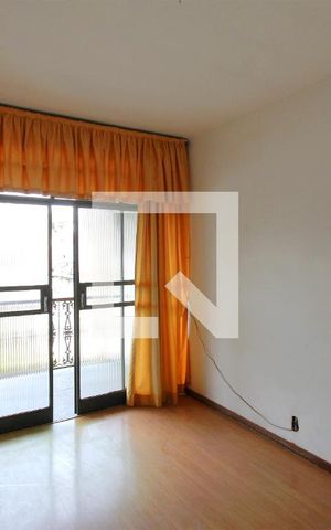 Casa à venda com 200m², 5 quartos e 2 vagasQuarto 3