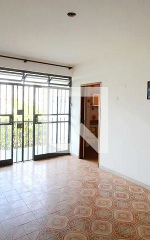 Casa à venda com 200m², 5 quartos e 2 vagasSala de Jantar