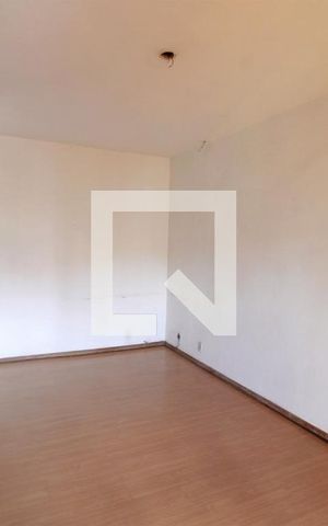Casa à venda com 200m², 5 quartos e 2 vagasSuíte
