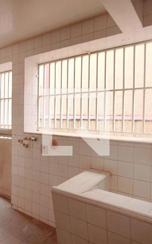 Casa à venda com 200m², 5 quartos e 2 vagasÁrea de Serviço