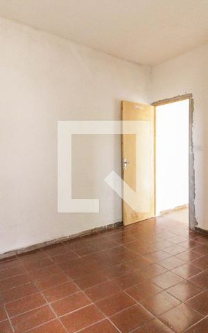 Casa à venda com 60m², 1 quarto e sem vaga Casa à venda com 60m², 1 quarto e sem vagaQuarto