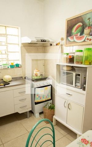 Casa à venda com 60m², 2 quartos e sem vaga Casa à venda com 60m², 2 quartos e sem vagaCOZINHA