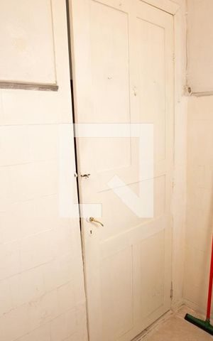 Casa à venda com 60m², 2 quartos e sem vaga Casa à venda com 60m², 2 quartos e sem vagaBANHEIRO