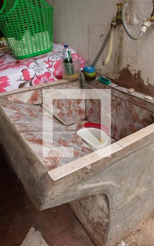 Casa à venda com 60m², 2 quartos e sem vaga Casa à venda com 60m², 2 quartos e sem vagaÁREA DE SERVIÇO