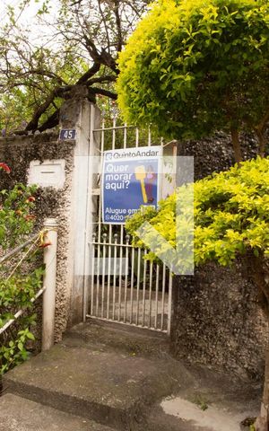 Casa à venda com 60m², 2 quartos e sem vaga Casa à venda com 60m², 2 quartos e sem vagaFACHADA
