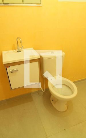 Casa para alugar com 50m², 1 quarto e sem vagaBanheiro