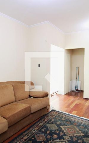 Casa à venda com 280m², 4 quartos e 5 vagasSala de TV