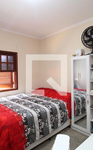 Casa à venda com 280m², 4 quartos e 5 vagasSuíte 1