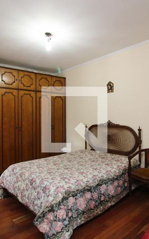 Casa à venda com 280m², 4 quartos e 5 vagasSuíte 2