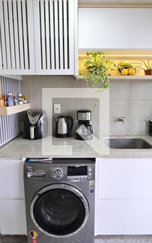 Apartamento à venda com 60m², 2 quartos e 2 vagasÁrea de Serviço