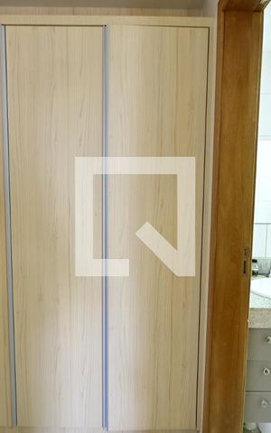 Apartamento à venda com 60m², 2 quartos e 2 vagasQuarto 2