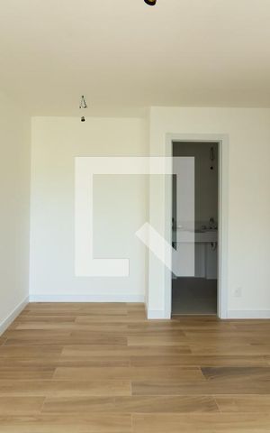 Apartamento à venda com 140m², 3 quartos e 2 vagas Apartamento à venda com 140m², 3 quartos e 2 vagasDetalhe da suíte 3