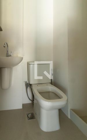 Apartamento à venda com 140m², 3 quartos e 2 vagas Apartamento à venda com 140m², 3 quartos e 2 vagasBanheiro social 2