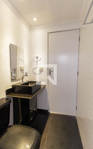 Apartamento para alugar com 67m², 2 quartos e 1 vaga Apartamento para alugar com 67m², 2 quartos e 1 vagaBanheiro
