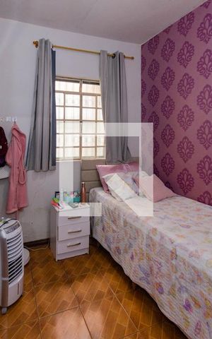 Casa à venda com 217m², 3 quartos e 4 vagas Casa à venda com 217m², 3 quartos e 4 vagasQuarto 1